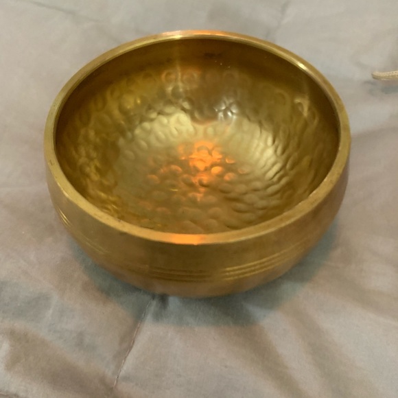 🌟 Host Pick 🌟 Brass Singing Bowl - Picture 2 of 6